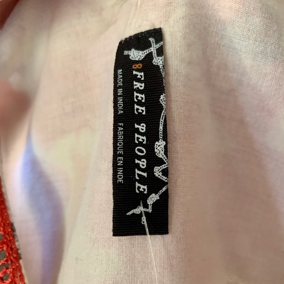 Free People // NWT Embroidered V-neck cotton dress - Picture 6 of 15